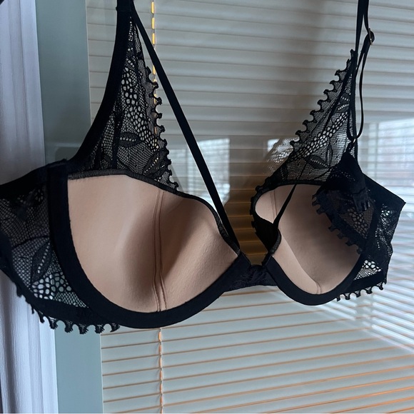 Calvin Klein bra 34C - Picture 5 of 5